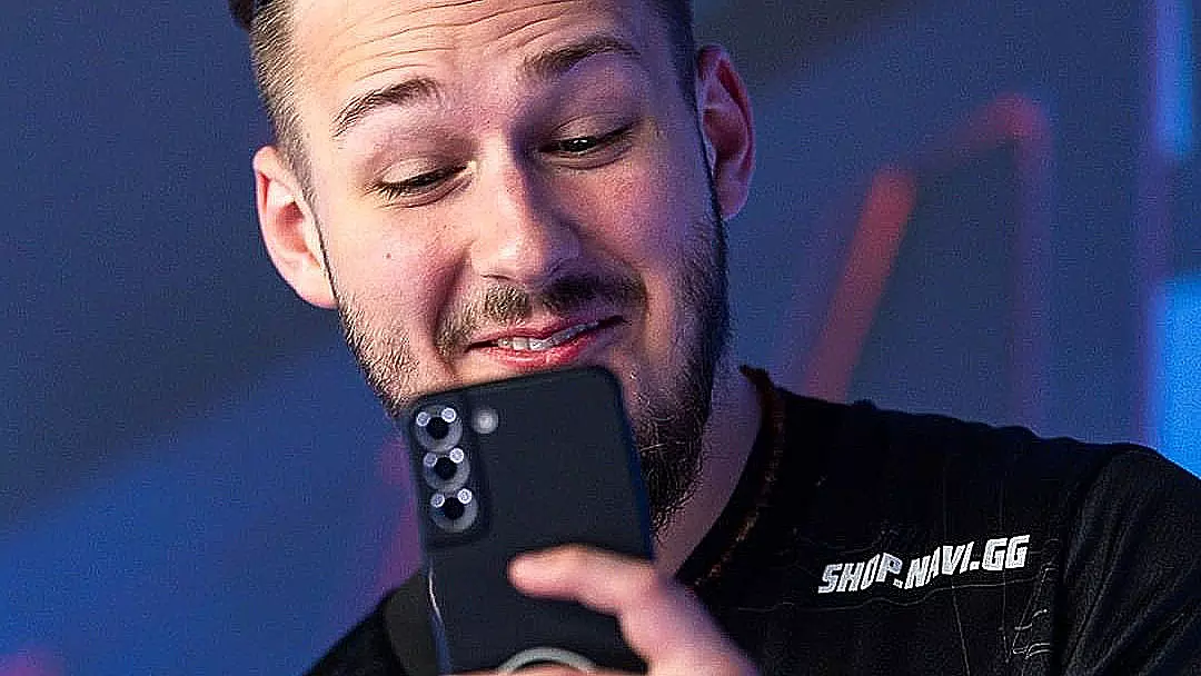 JL предложил девушке — она согласилась