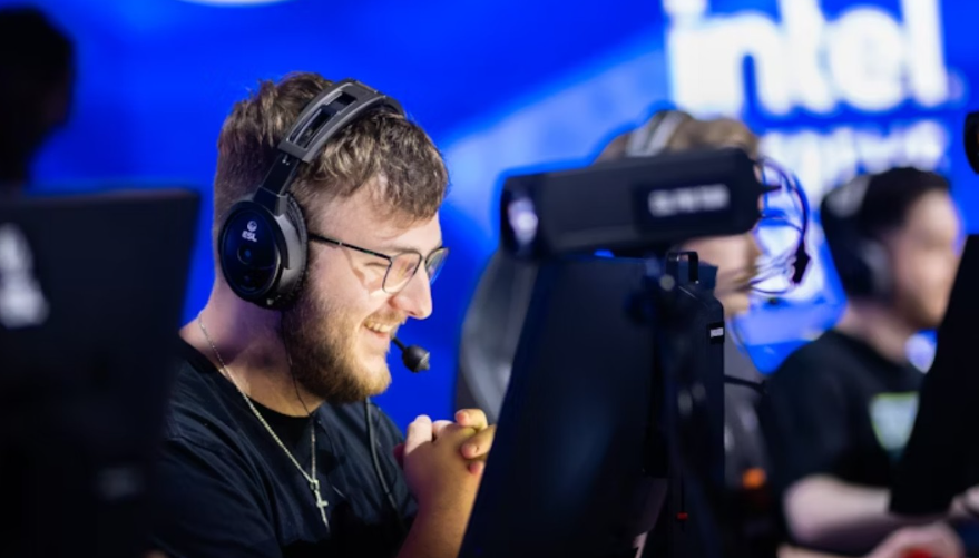 Выводите врагов как горячий убийца или изысканный агент в партнерстве Spy x Family для PUBG