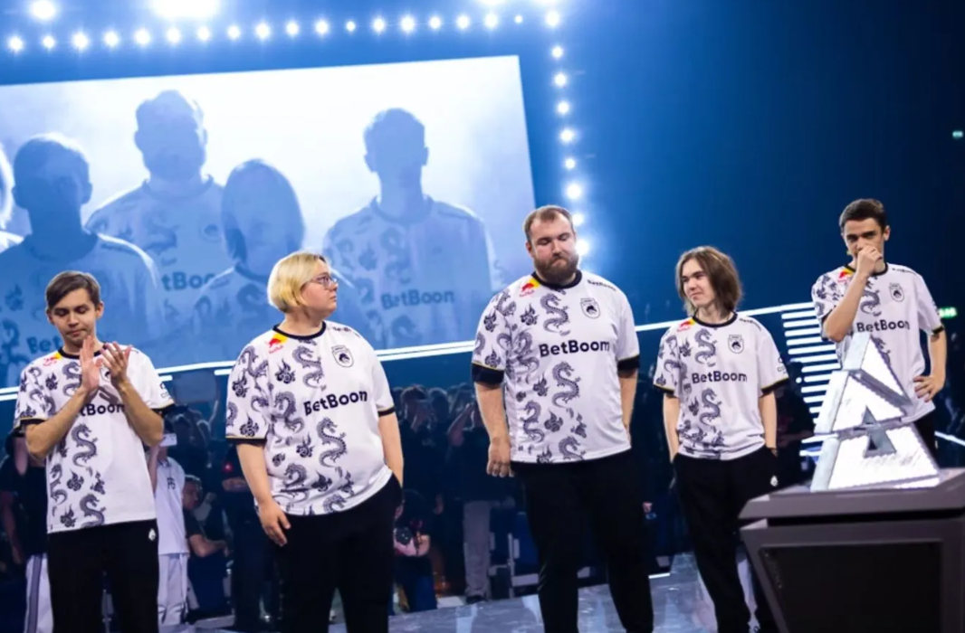 Как получить неуловимый камуфляж ‘Это Много Молекул’ High Trip Camo в Warzone — изображение 2