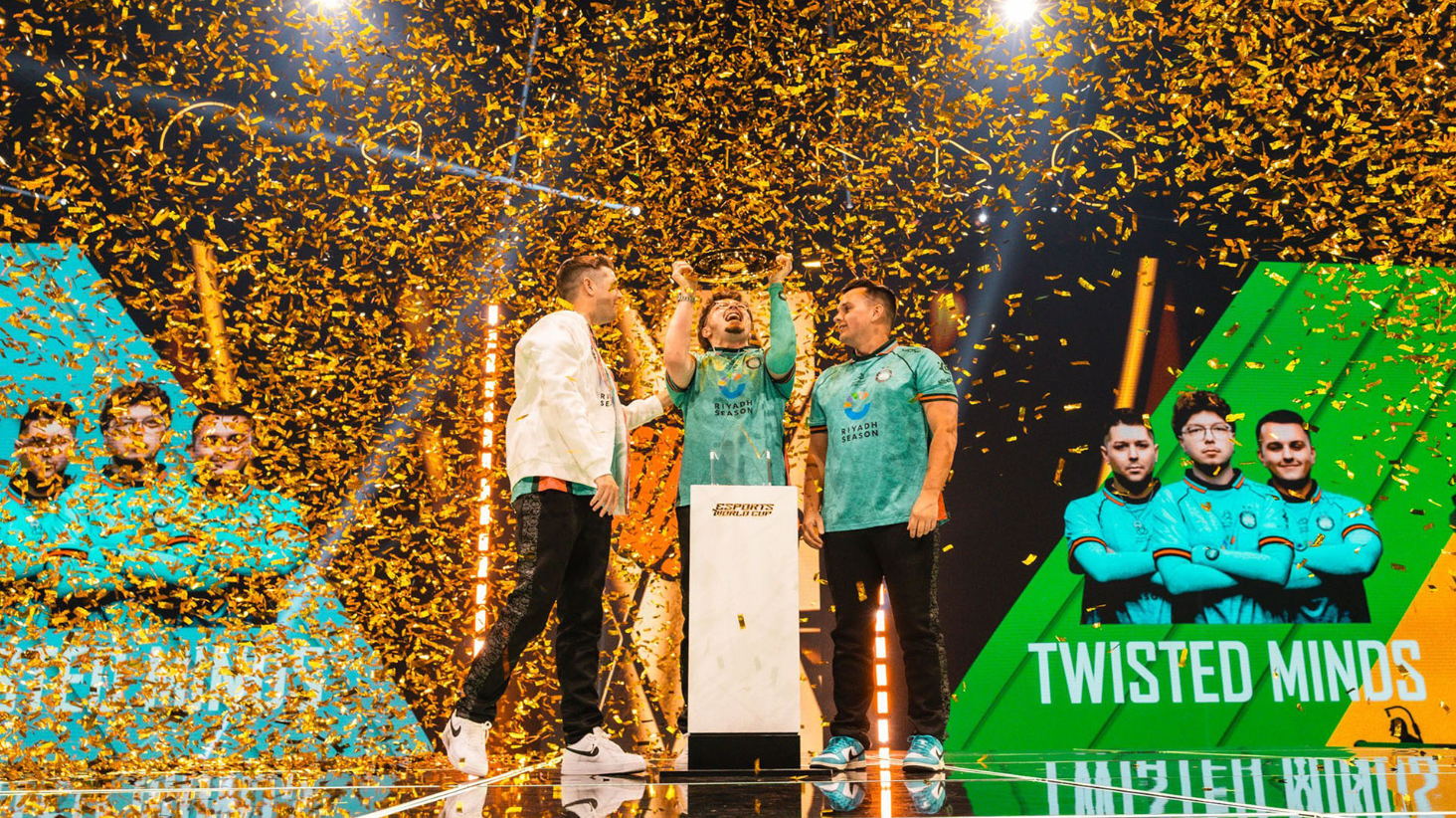 Искажённые умы — чемпионы EWC 2025 Warzone — изображение 1