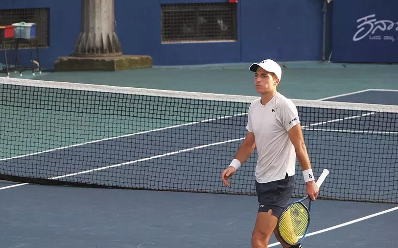 Максим Жуков теннисист